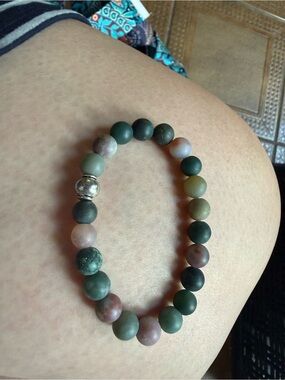 Matte Green Multi-Stone Beaded Stretch Bracelet
